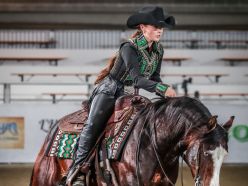 Futurity 2024 - JOLINE KAMPHUIS & KK TRICKEDMEOUT score 210